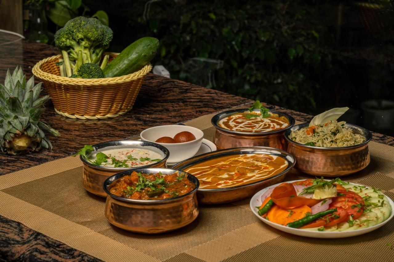 Yogved Hospitality & Resort Rishīkesh Exterior foto